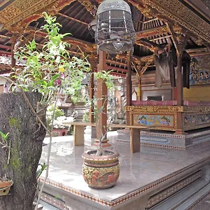 Angga Ubud (Bali)